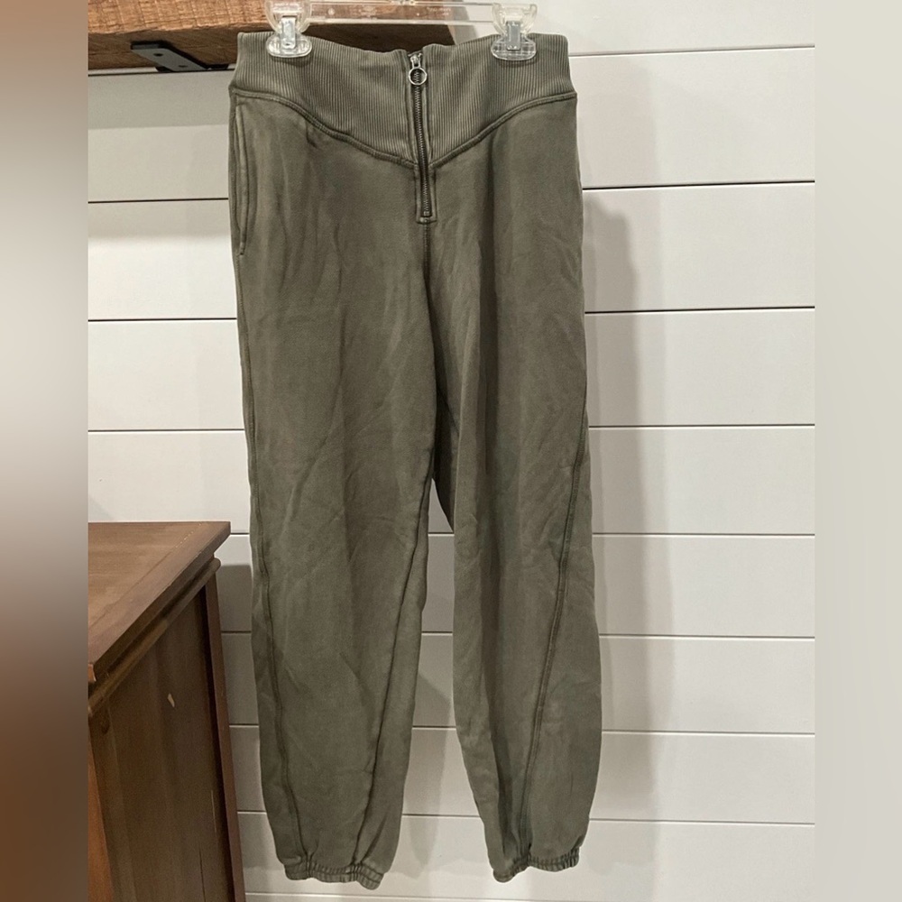 Aerie Women's Corset Jogger Washed Olive Green Fleece Zipper Pocket Size Small